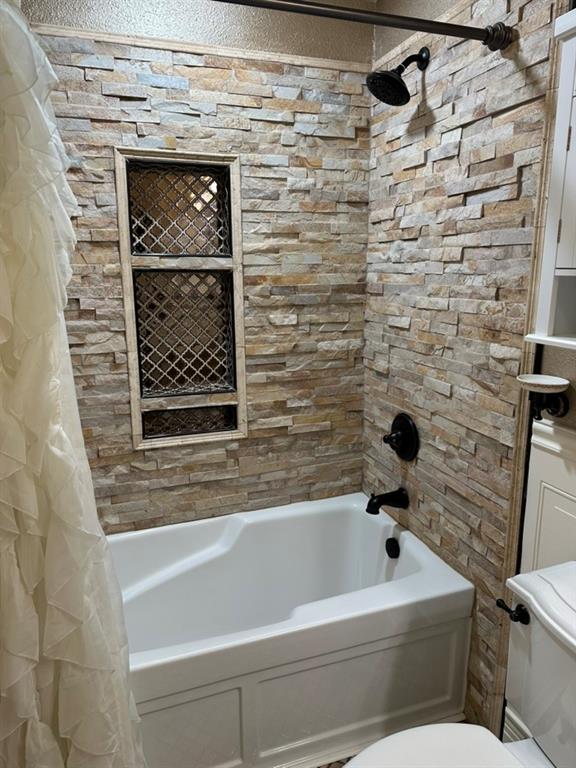 401 Magnolia Street Arlington, TX 76012 - Photo 17 of 32