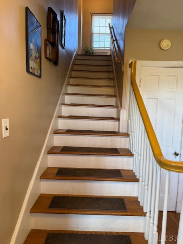 153 Ridge Street Madison Heights, VA 24572 - Photo 22 of 26 a view of entryway