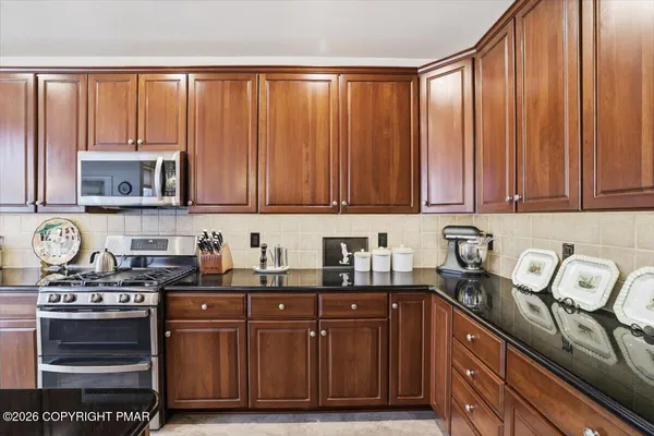 $369,000 | 1733 Big Ridge Drive, East Stroudsburg, PA 18302