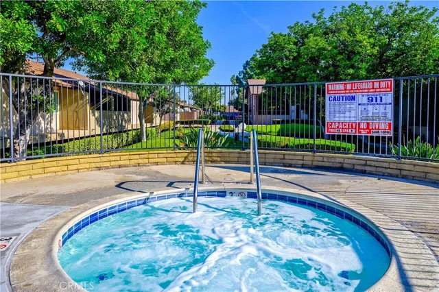 $520,000 | 278 North Wilshire Avenue, Unit B21, Anaheim, CA 92801