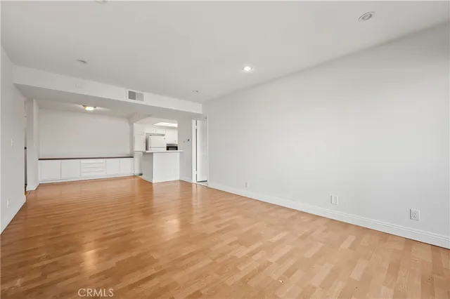 $520,000 | 278 North Wilshire Avenue, Unit B21, Anaheim, CA 92801