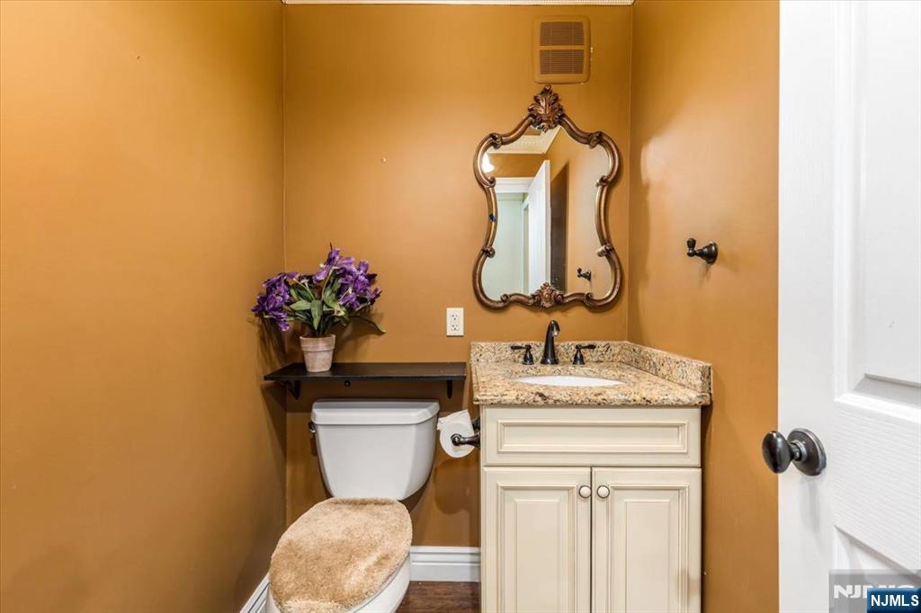 191 Donaldson Avenue Rutherford, NJ 07070 - Photo 10 of 26