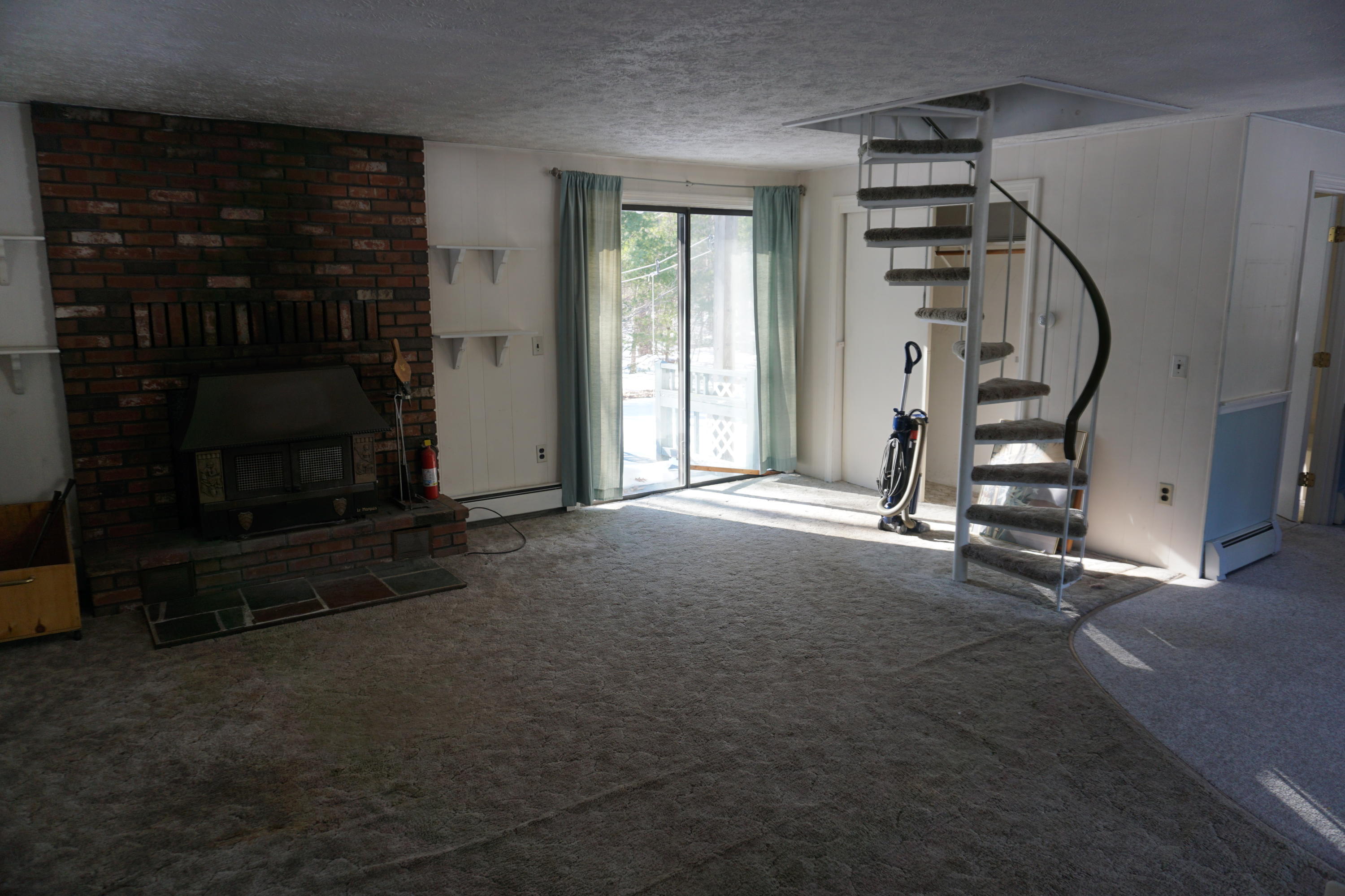 128 Guinea Road Kennebunkport, ME 04046 - Photo 18 of 26 LivingRoom