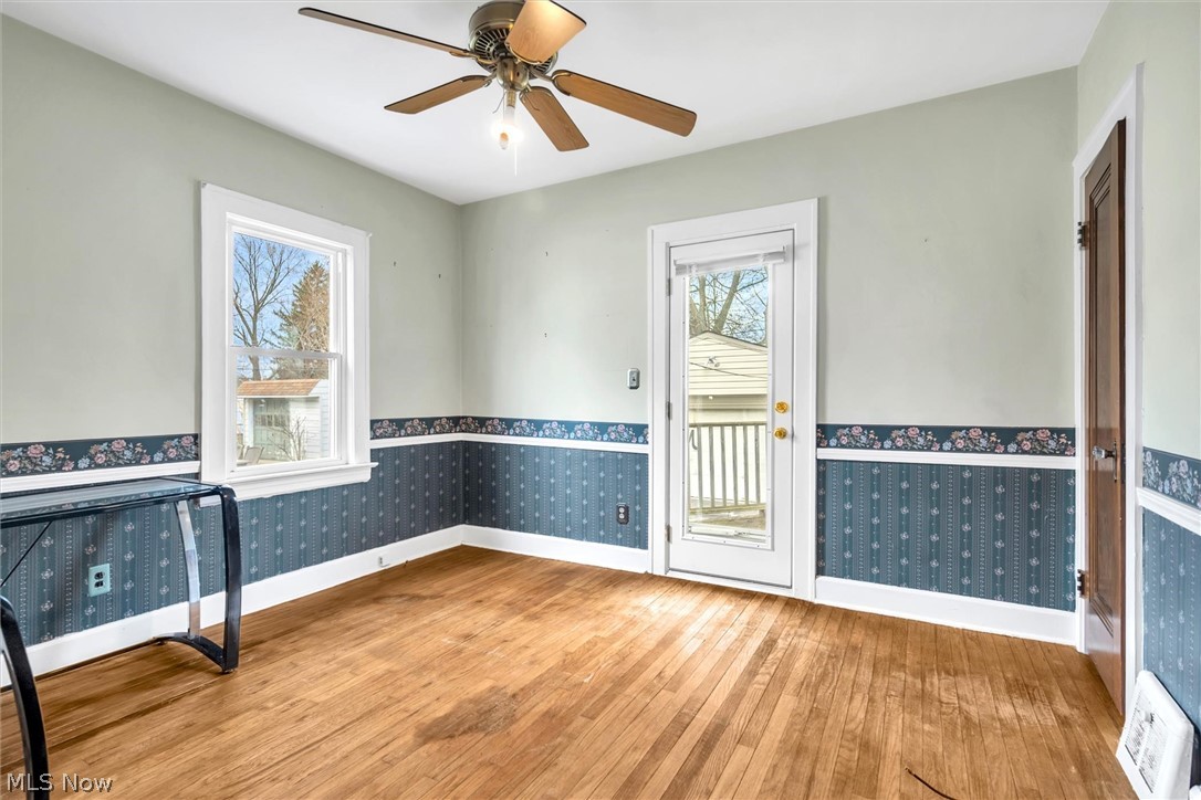1358 Mayfield Ridge Road Cleveland, OH 44124 - Photo 14 of 19 1st floor bedroom 2