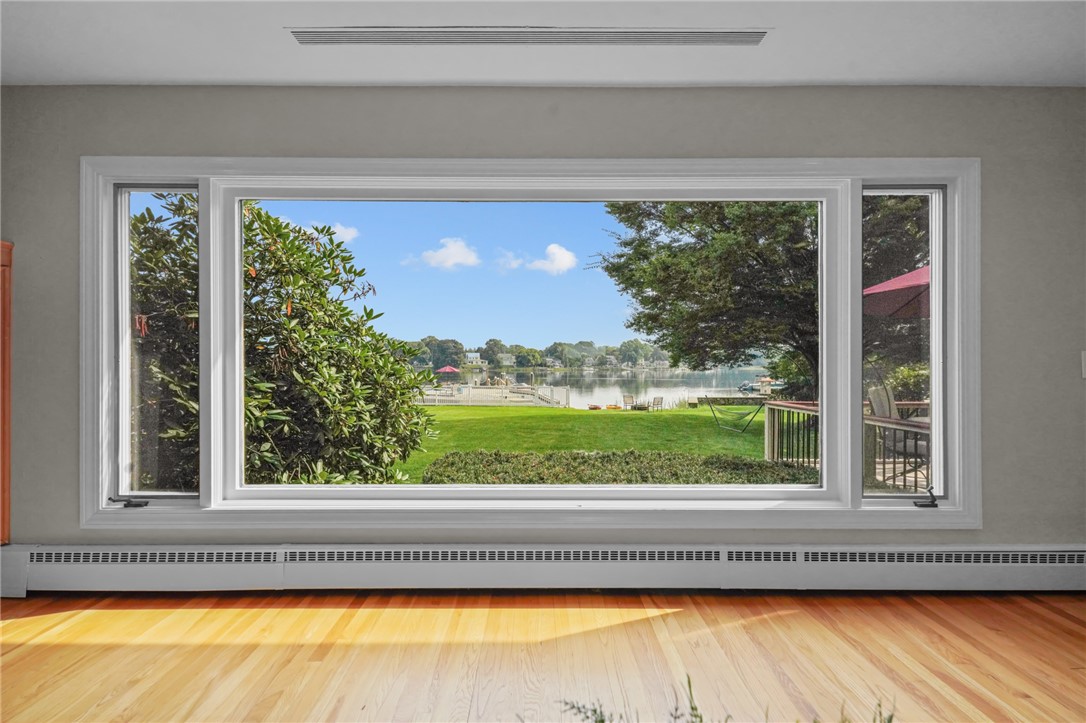 397 County Road Barrington, RI 02806 - Photo 11 of 45