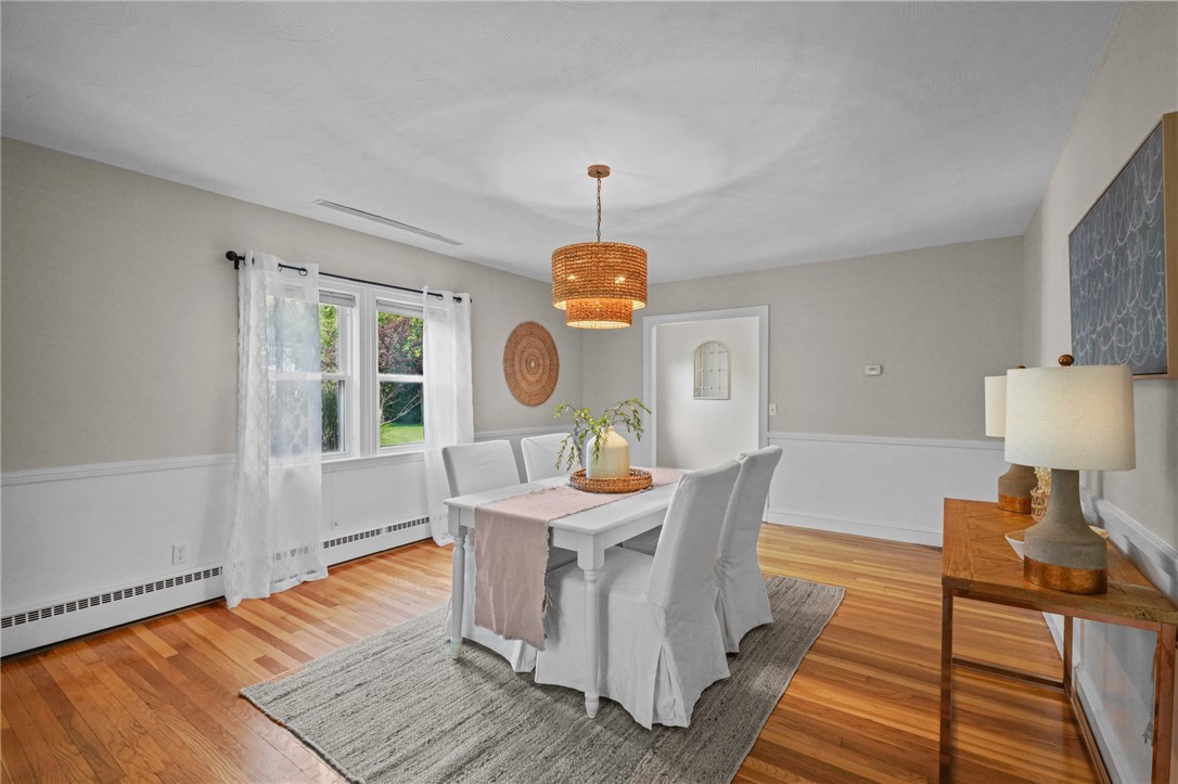 397 County Road Barrington, RI 02806 - Photo 16 of 45 Dining Room