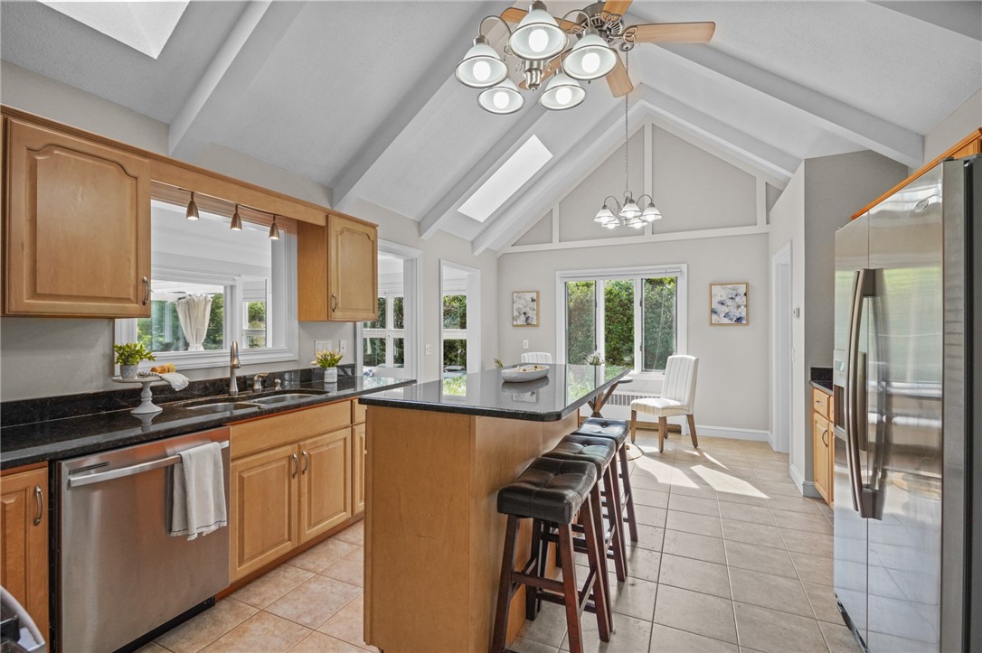397 County Road Barrington, RI 02806 - Photo 22 of 45 Kitchen