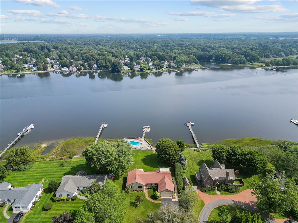 397 County Road Barrington, RI 02806 - Photo 7 of 45