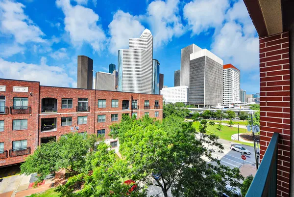 $2,500 | 300 St Joseph Parkway, Unit 308, Houston, TX 77002