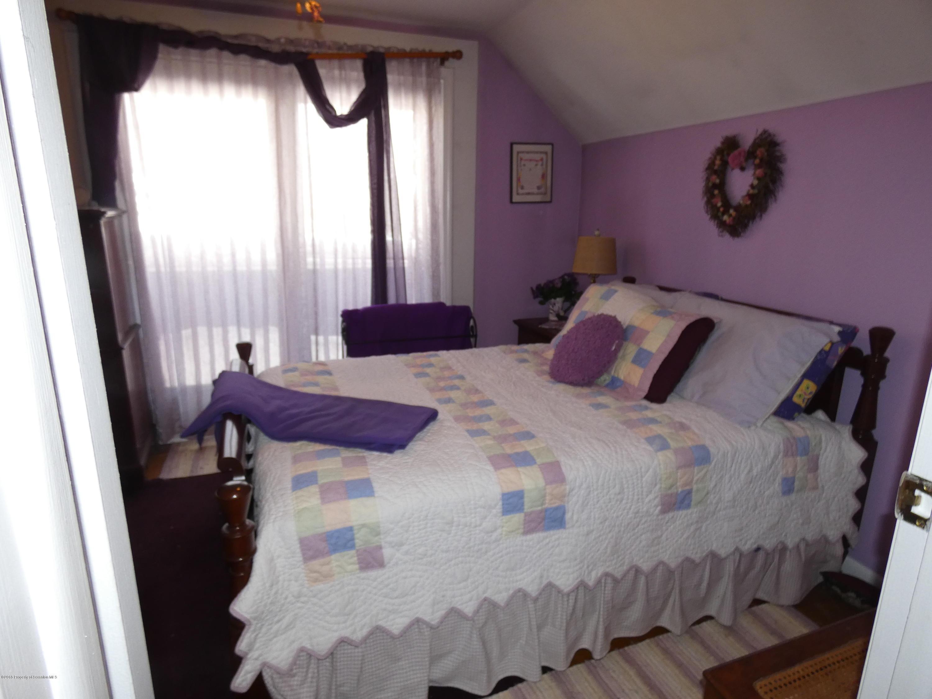 71 Old Lake Road Lake Ariel, PA 18436 - Photo 13 of 33 Gallery Image 13