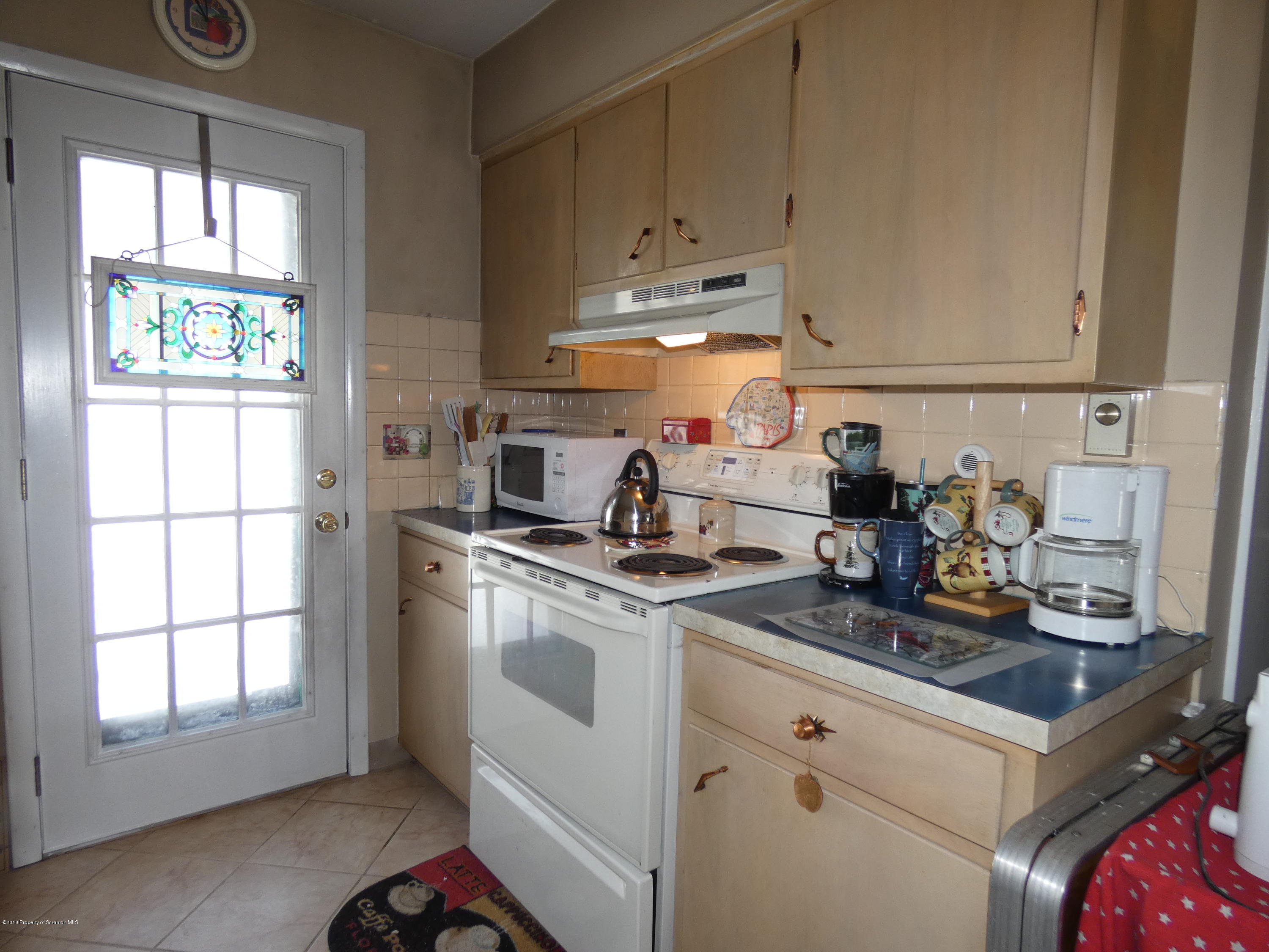 71 Old Lake Road Lake Ariel, PA 18436 - Photo 7 of 33 Gallery Image 7