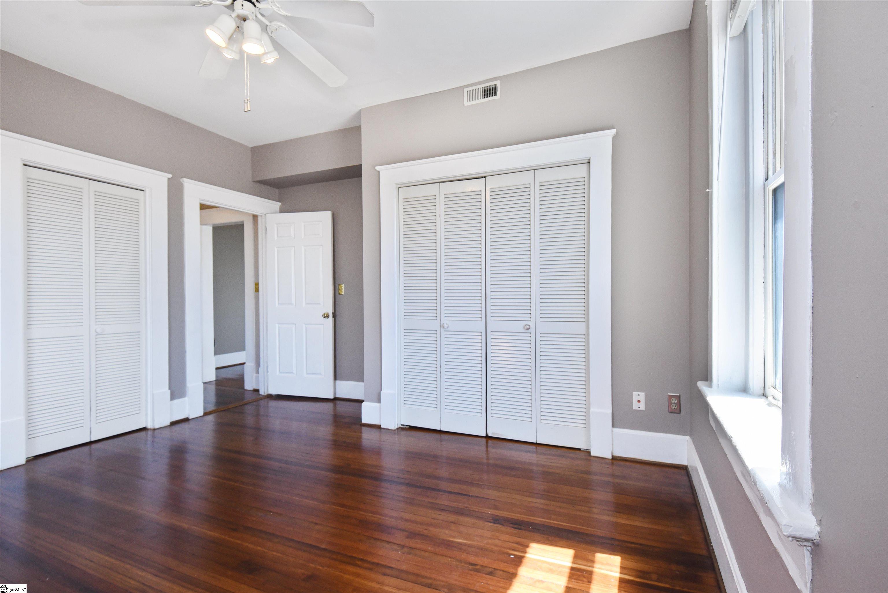 400 East Washington Street Greenville, SC 29601 - Photo 17 of 24
