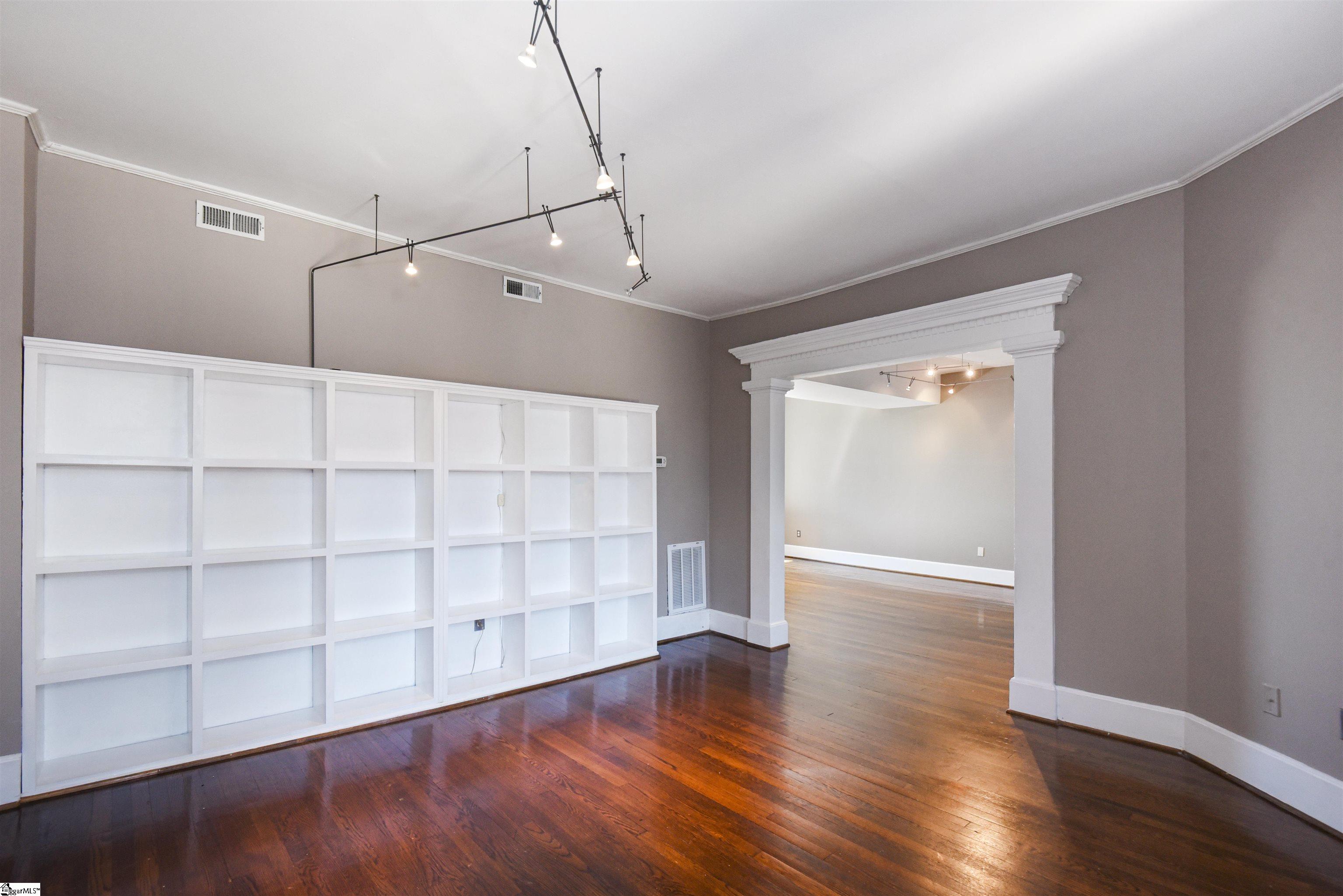 400 East Washington Street Greenville, SC 29601 - Photo 4 of 24