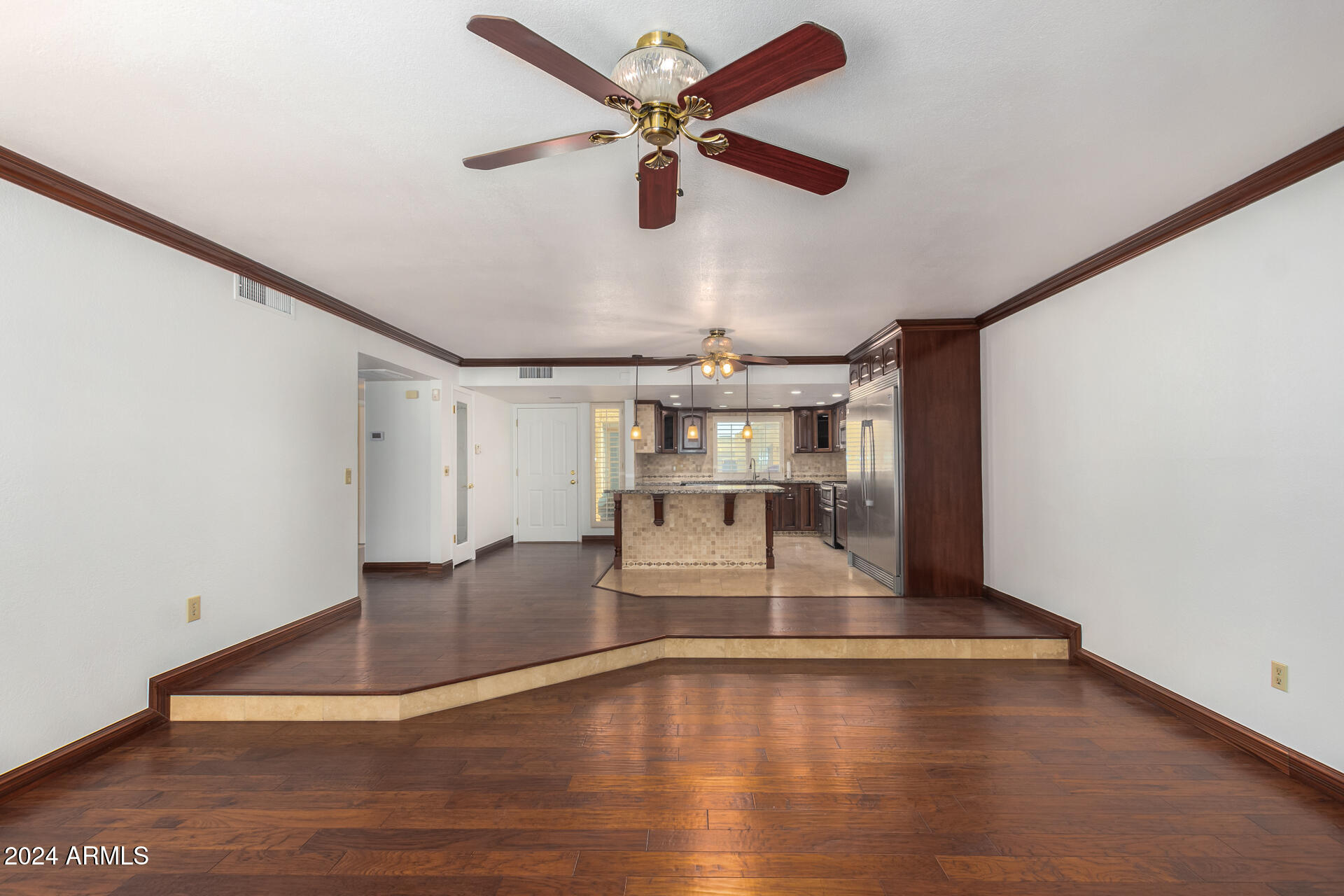 1360 East Brown Road, Unit 25 Mesa, AZ 85203 - Photo 9 of 46 04 - Brown