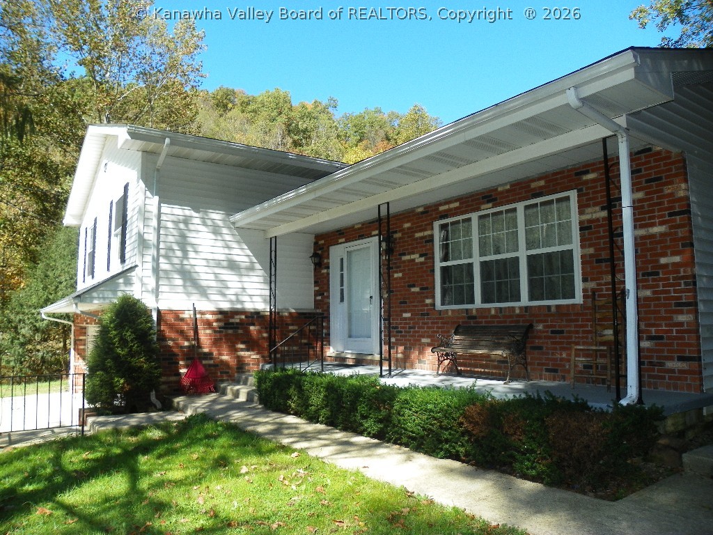 286 Cherry Branch Road Wayne, WV 25570 - Photo 2 of 20 Gallery Image 2