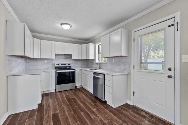 $239,999 | 1706 Avenue A, Danbury, TX 77534