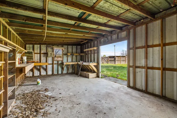 $239,999 | 1706 Avenue A, Danbury, TX 77534