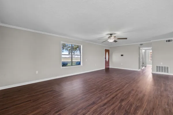 $239,999 | 1706 Avenue A, Danbury, TX 77534