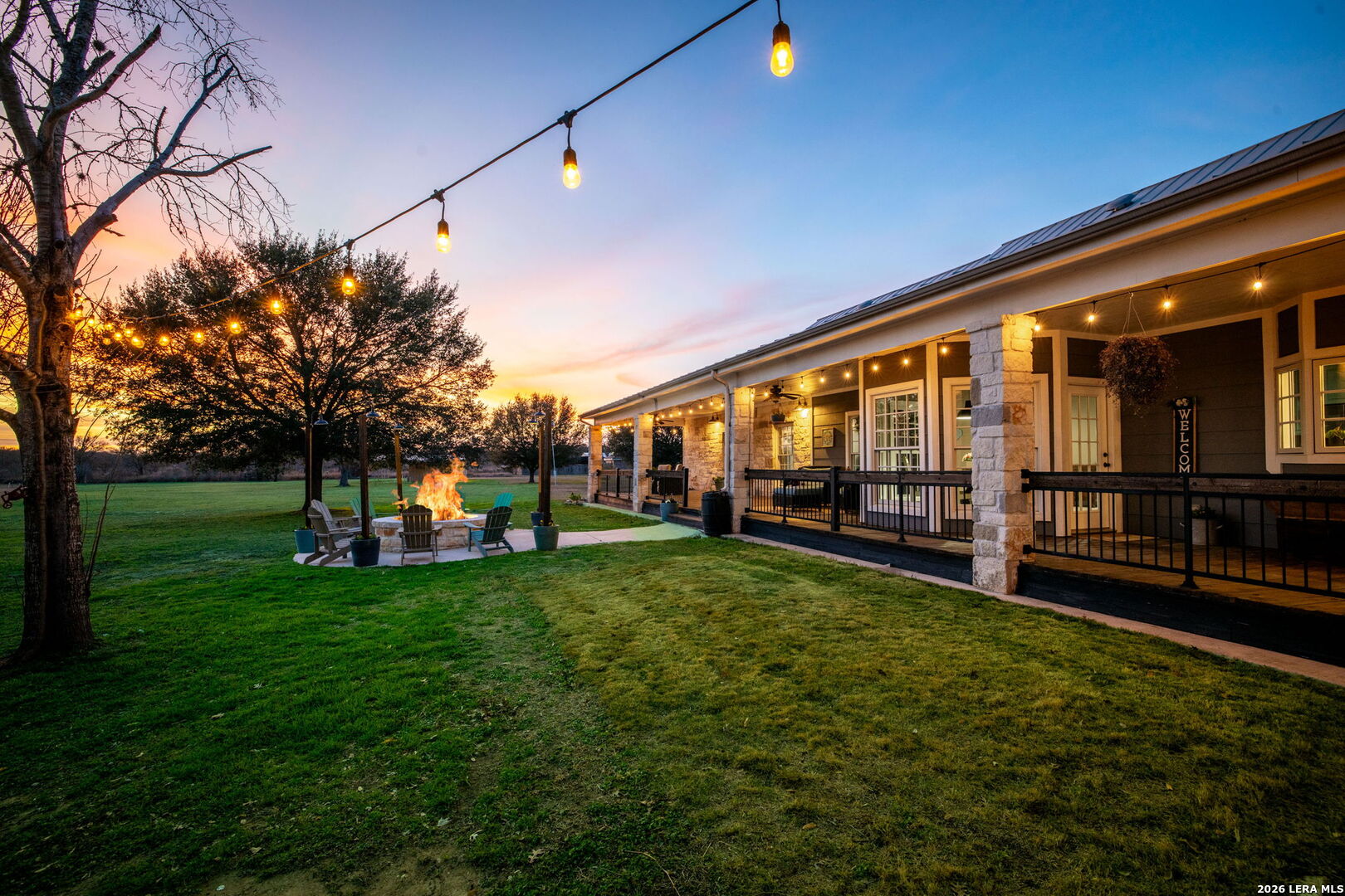 12700 Woman Hollering Road Schertz, TX 78154 - Photo 4 of 45 a view of a garden