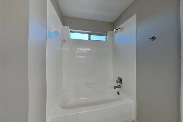 $2,300 | 14910 Sugar Crystal Court, Sugar Land, TX 77498