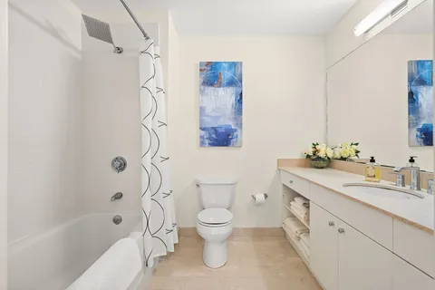 $1,178,000 | 17 Otis Street, Unit 205, Cambridge, MA 02141