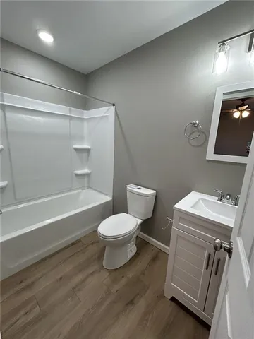 $1,200 | 716 Columbus Street, Unit A & B, Galena, KS 66739