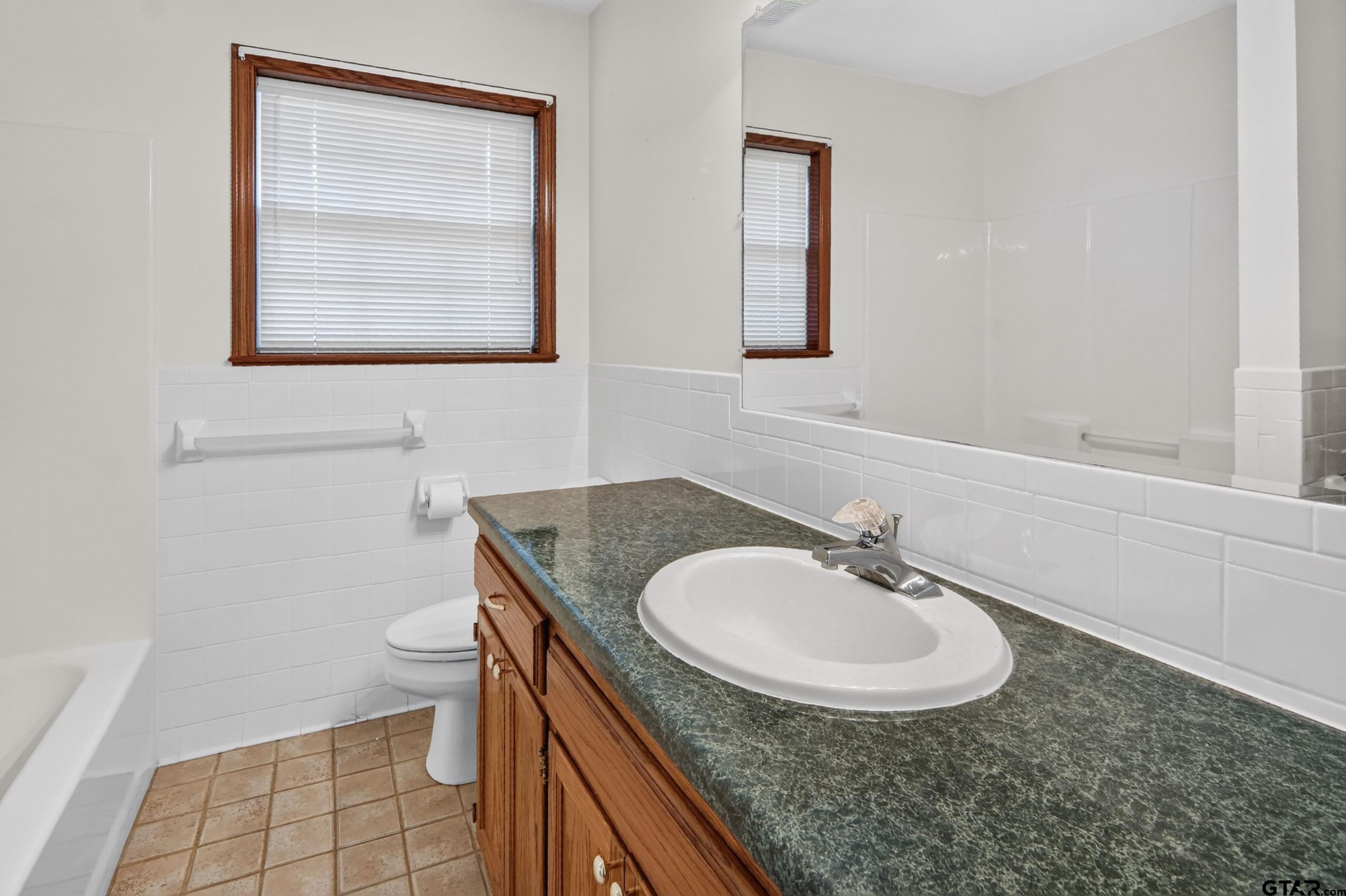 1189 Rscr 3325 Emory, TX 75440 - Photo 30 of 34 Gallery Image 30