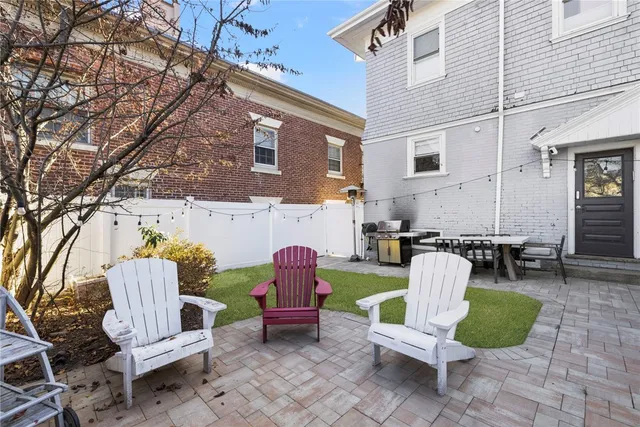 $799,900 | 24 University Avenue, Unit 2, Providence, RI 02906