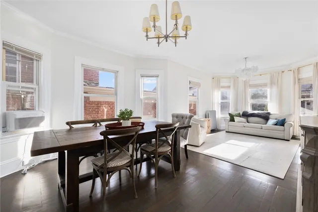 $799,900 | 24 University Avenue, Unit 2, Providence, RI 02906