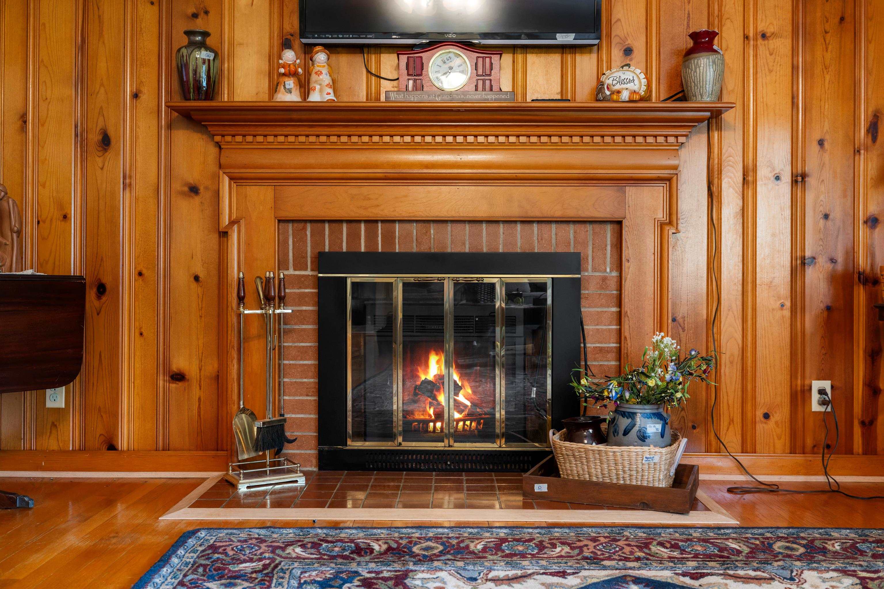 181 Ridge Street Lovingston, VA 22949 - Photo 11 of 56 a view of fireplace in livingroom