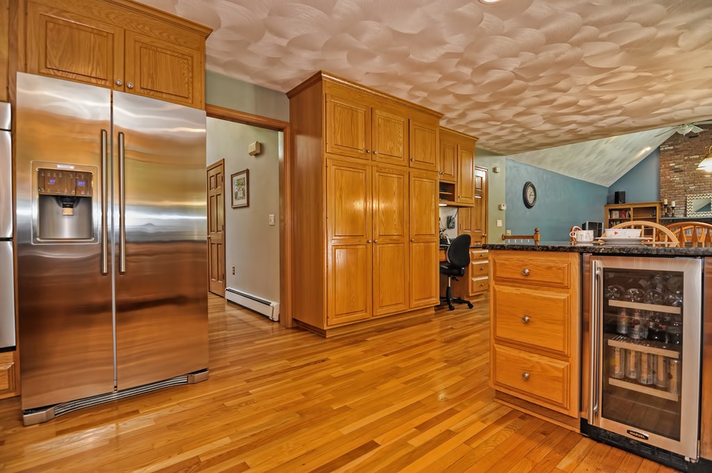 58 Jefferson Road Franklin, MA 02038 - Photo 5 of 30 Gallery Image 5