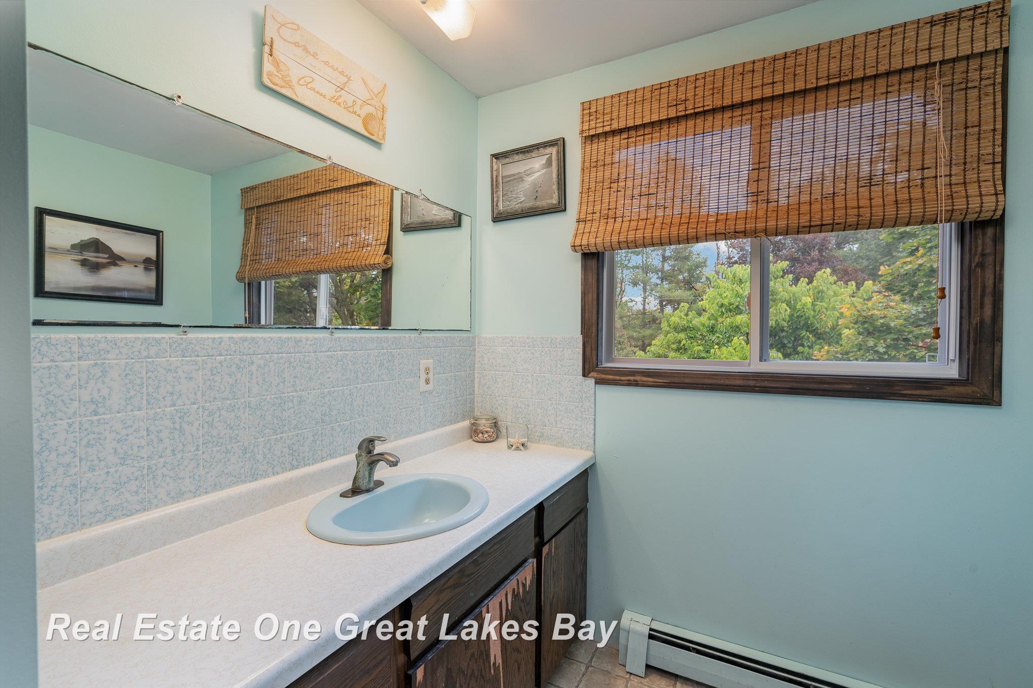 13799 Beaver Road St. Charles, MI 48655 - Photo 16 of 76