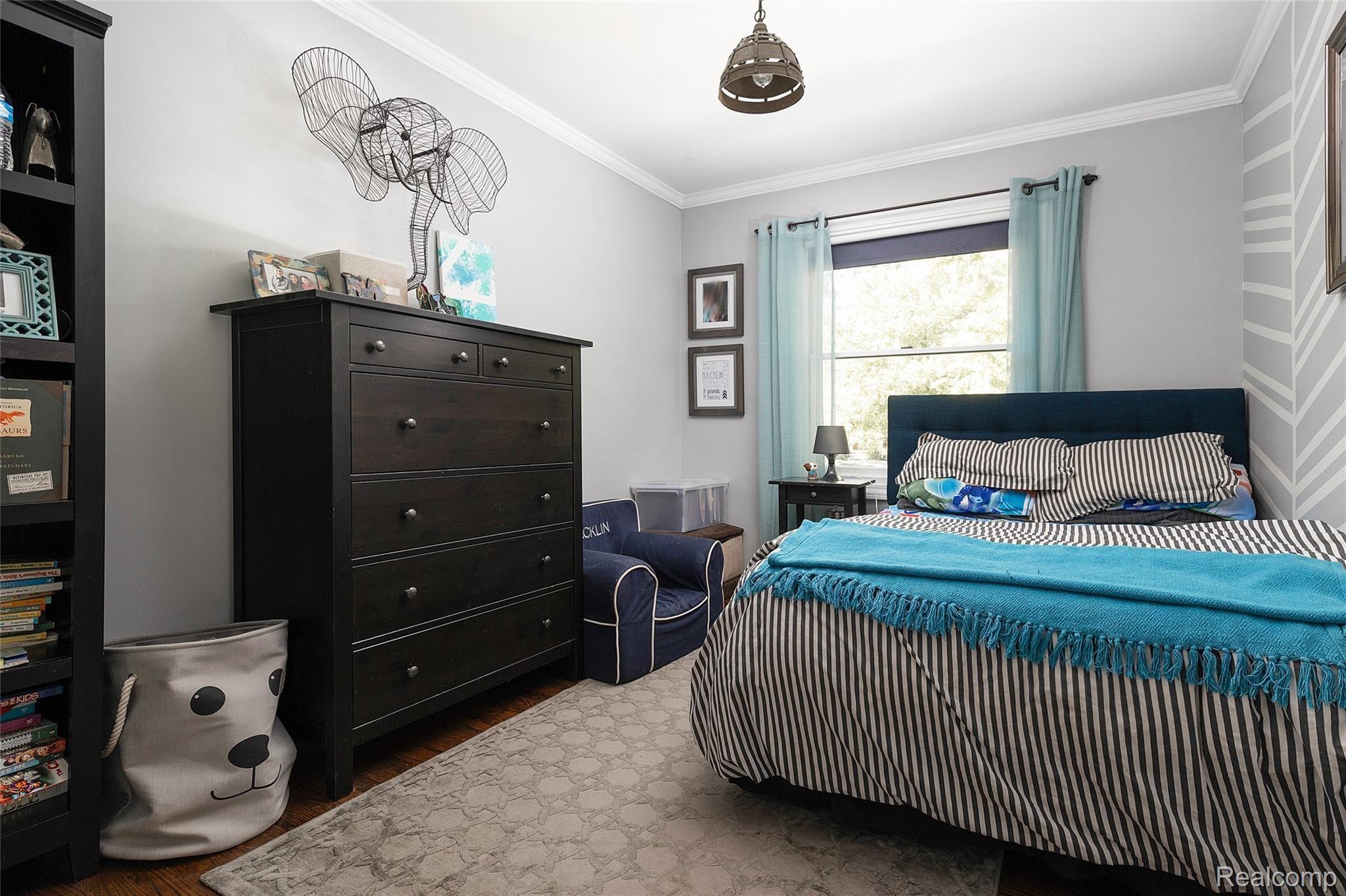 1827 Newcastle Road Grosse Pointe, MI 48236 - Photo 18 of 32 18.jpg