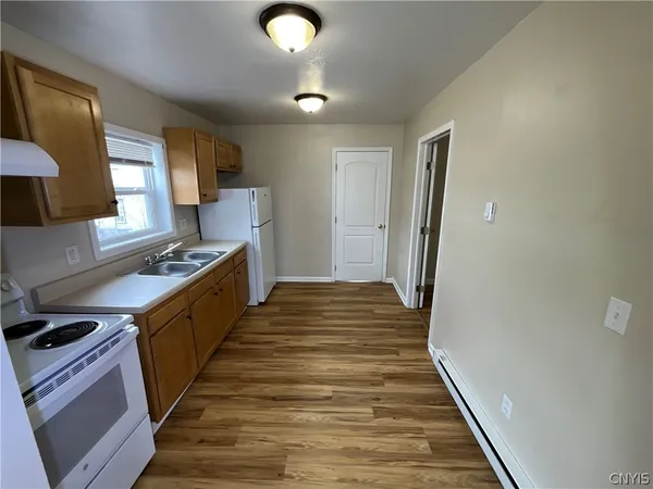 $995 | 222 Academy Street, Unit 2, Watertown, NY 13601