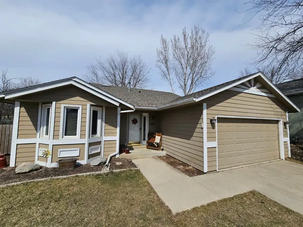 $339,900 | 2433 60th Street Northwest, Rochester, MN 55901