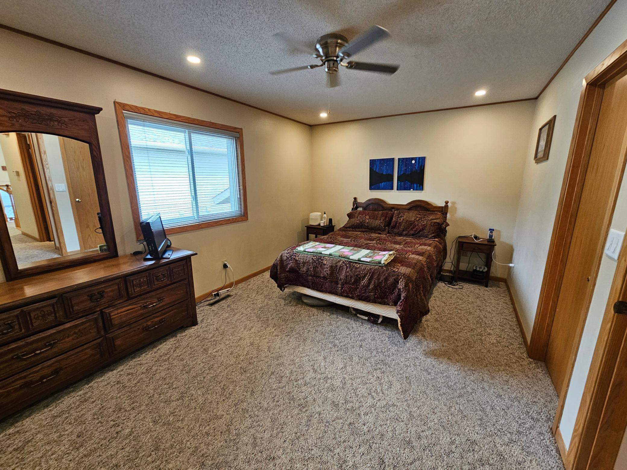 2433 60th Street Northwest Rochester, MN 55901 - Photo 11 of 21