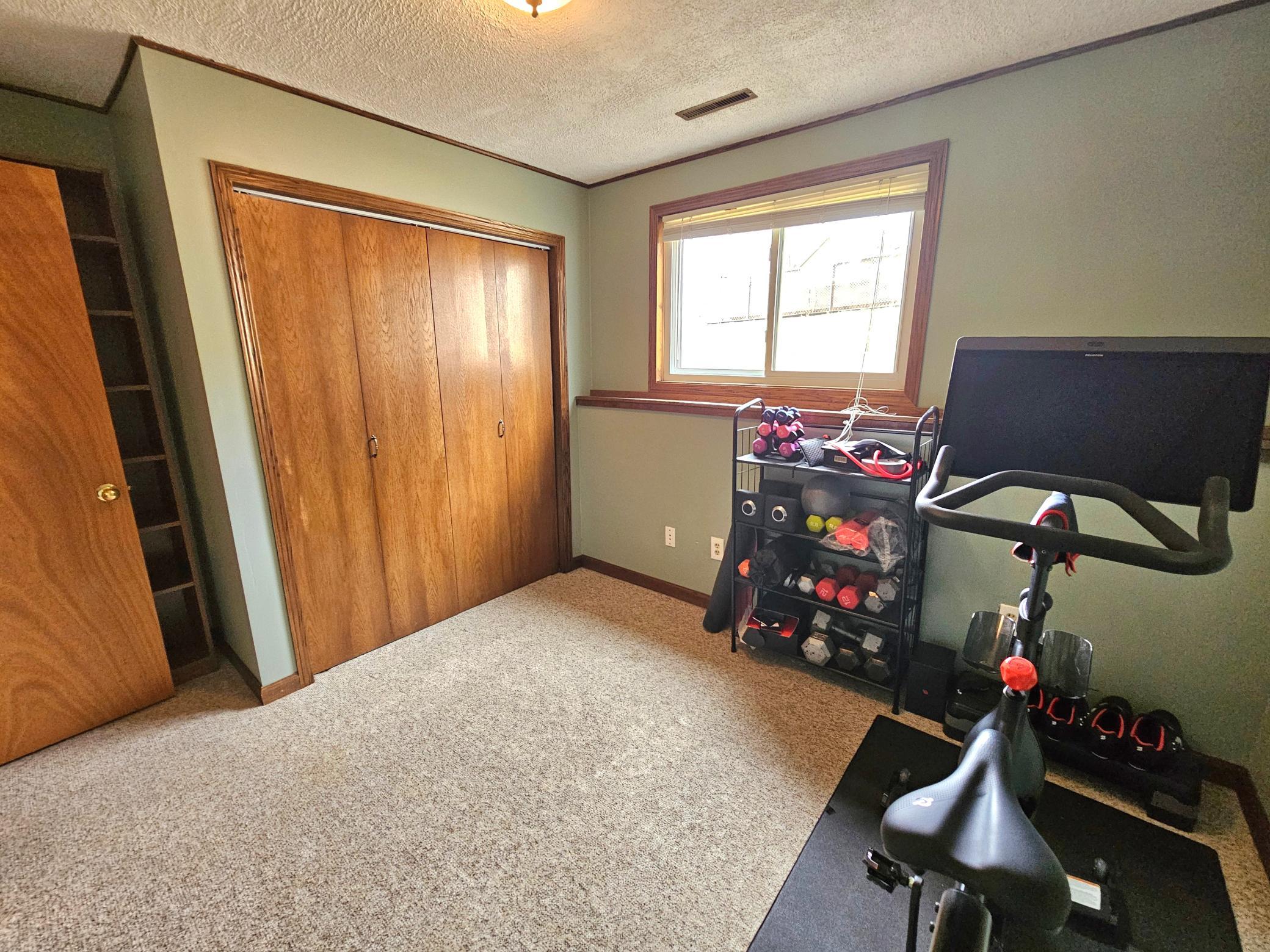 2433 60th Street Northwest Rochester, MN 55901 - Photo 18 of 21