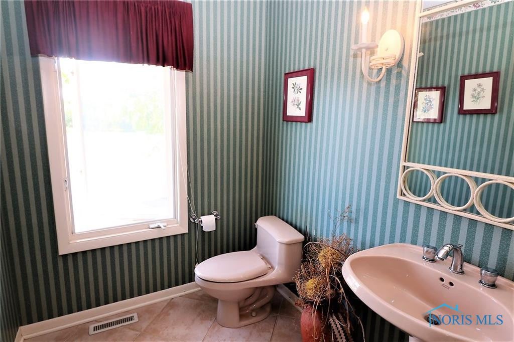 5807 North River Road Waterville, OH 43566 - Photo 15 of 36 Photo 15