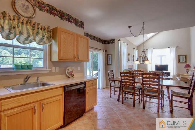 20 Champlain Road Monmouth Junction, NJ 08852 - Photo 11 of 25 Gallery Image 11