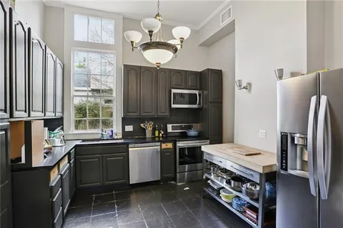 $1,350,000 | 3813 Carondelet Street, New Orleans, LA 70115