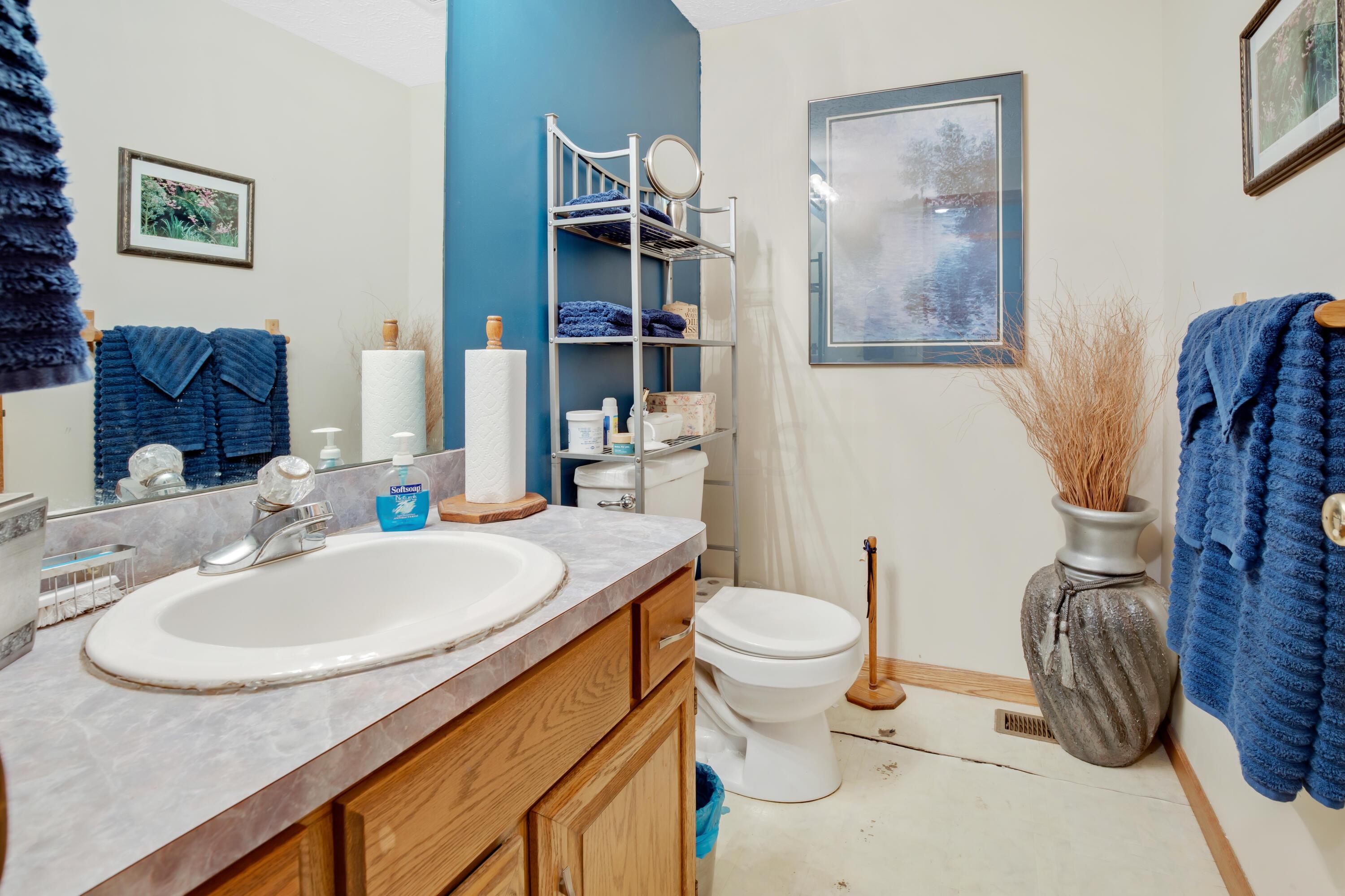 1675 Braumiller Road Delaware, OH 43015 - Photo 23 of 71 23. Half Bath