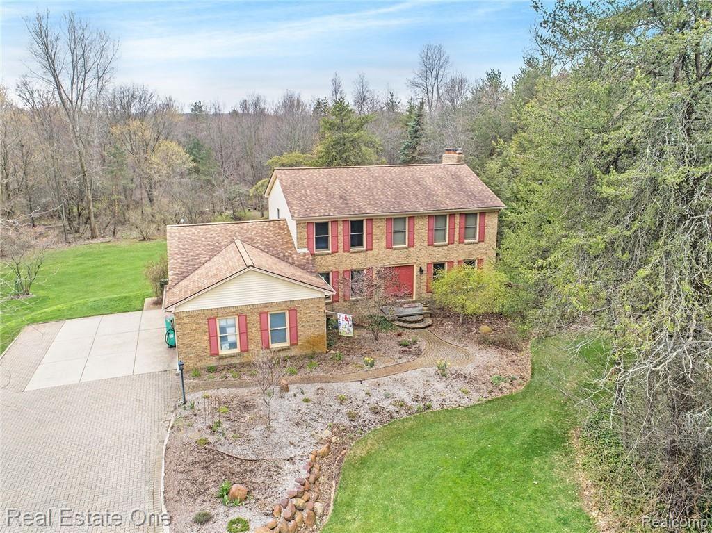 3510 Landview Drive Rochester, MI 48306 - Photo 37 of 50 DJI_0268.jpg