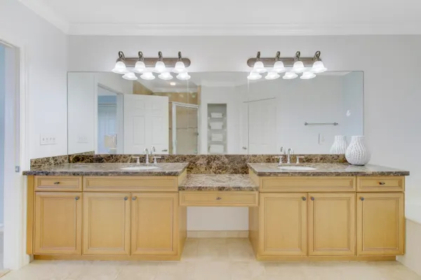 $4,000 | 800 Juno Ocean Walk, Unit 502, Juno Beach, FL 33408