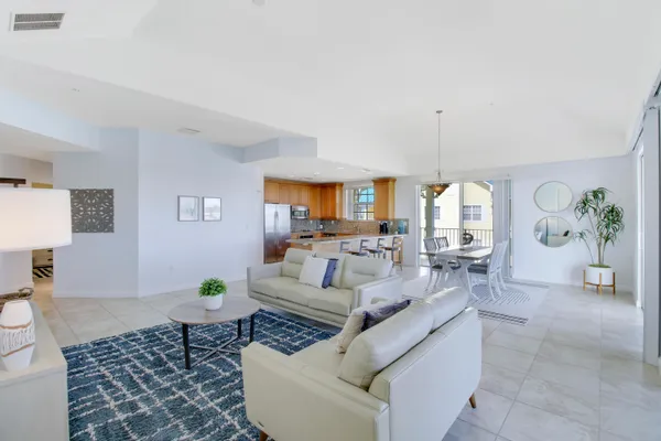 $4,000 | 800 Juno Ocean Walk, Unit 502, Juno Beach, FL 33408