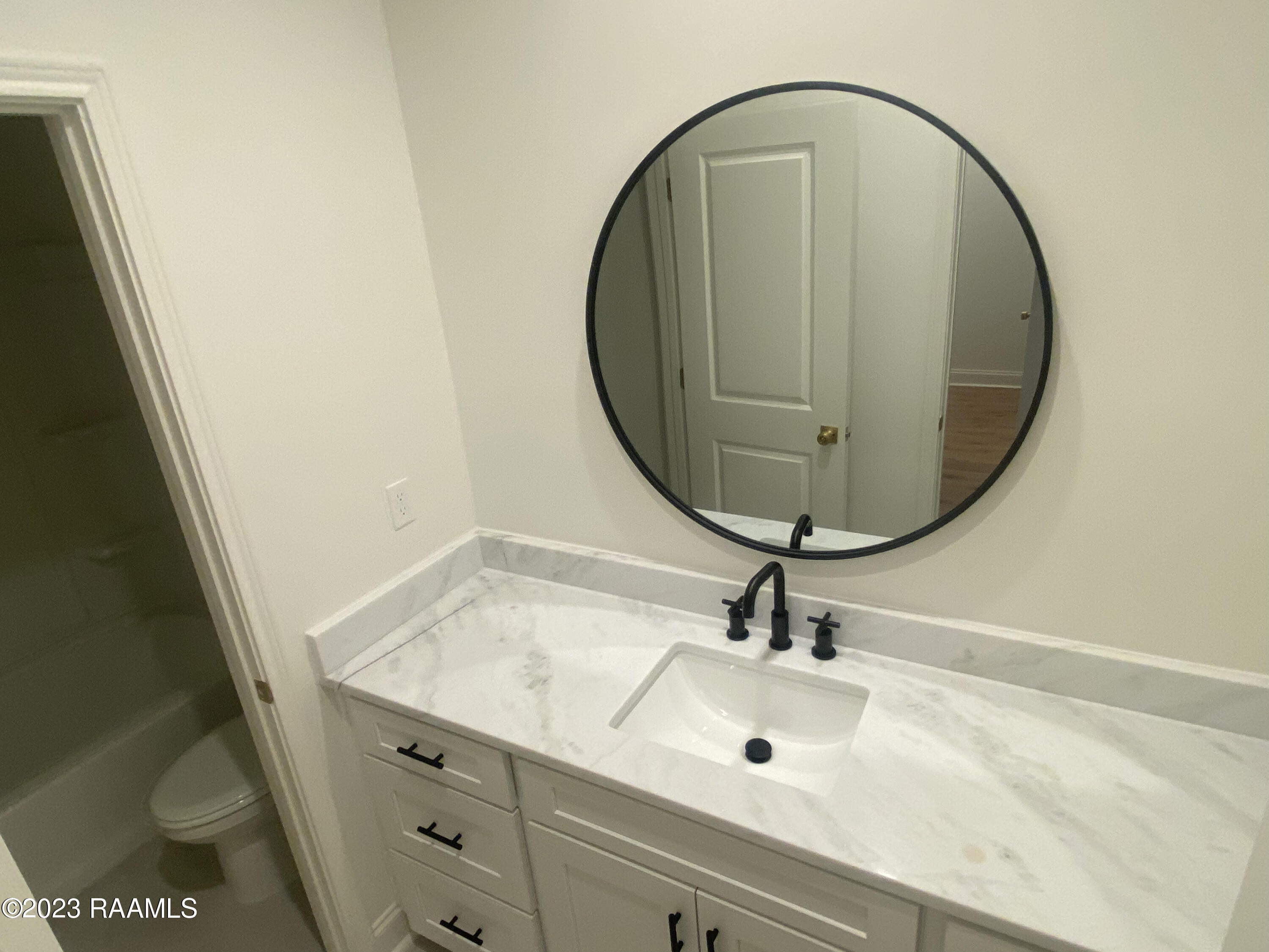 8550 Cat, Unit B Maurice, LA 70555 - Photo 11 of 20 IMG_5953