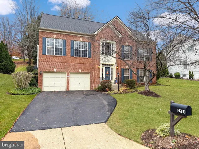 $1,100,000 | 5791 Valley View Drive, Alexandria, VA 22310
