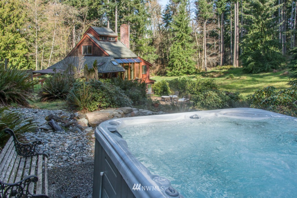 22738 Carey Road Southwest Vashon, WA 98070 - Photo 14 of 15