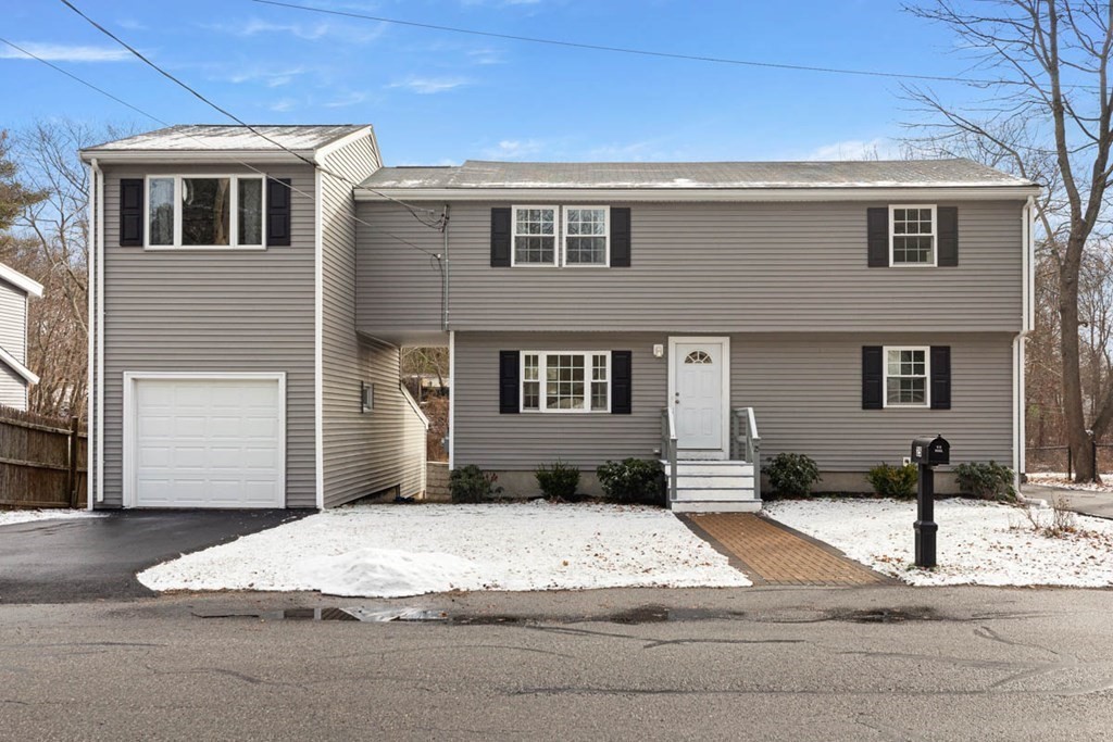 25 Leland Road North Reading, MA 01864 - Photo 1 of 40 Gallery Image 1