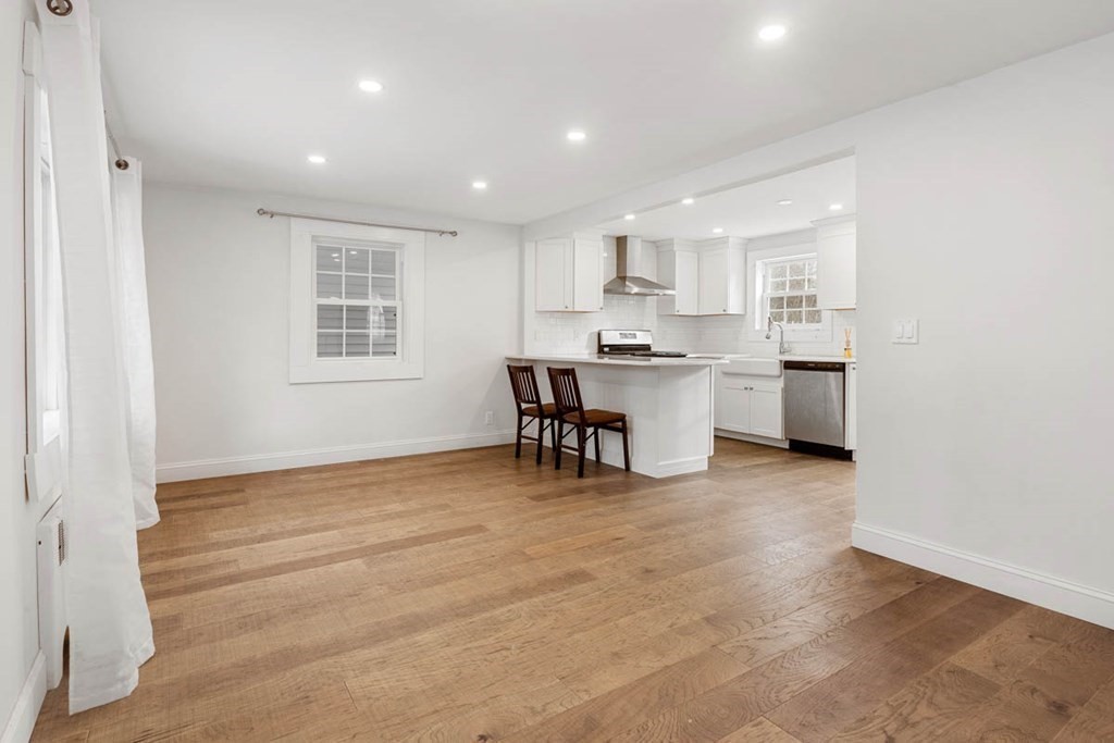 25 Leland Road North Reading, MA 01864 - Photo 3 of 40 Gallery Image 3