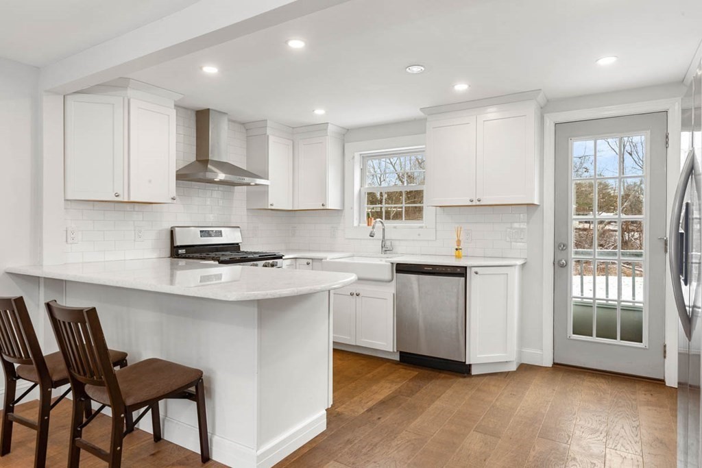 25 Leland Road North Reading, MA 01864 - Photo 5 of 40 Gallery Image 5
